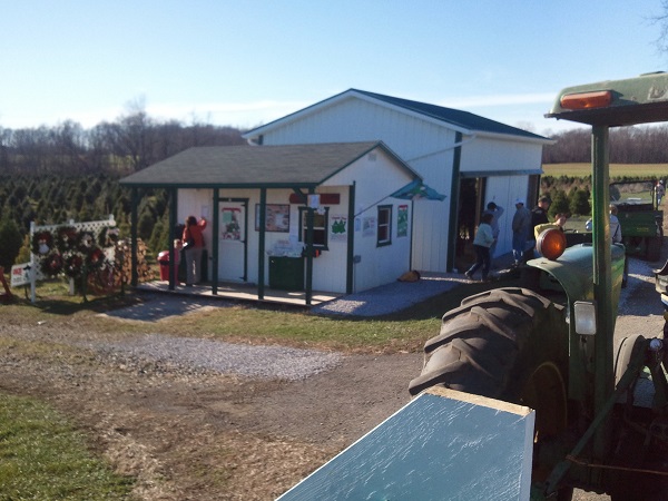 kleerview farm tractor christmas