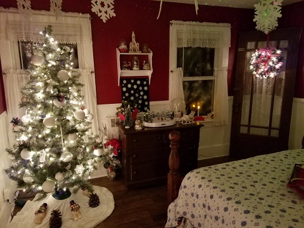 kleerview farm christmas house