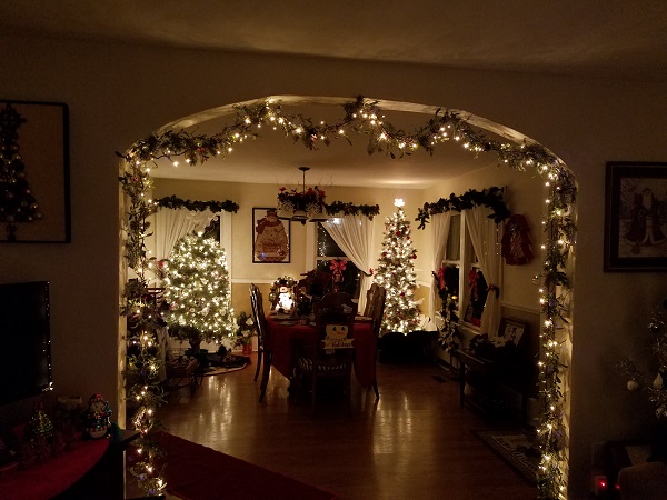 christmas house kleerview farms trees